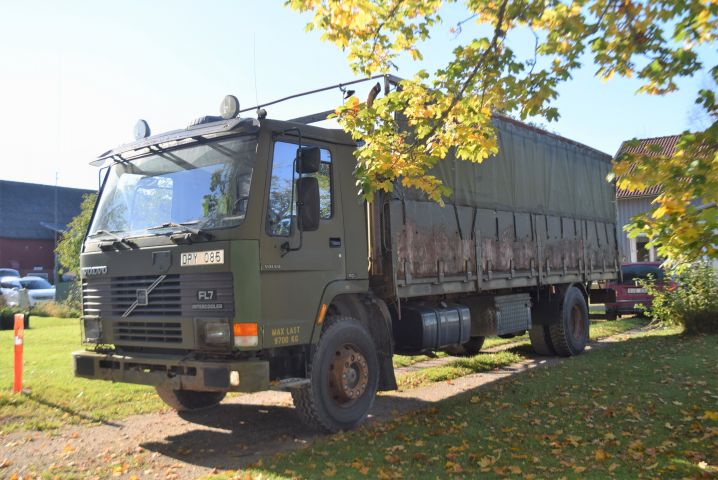 694403-5 Volvo FL7 4x2 truck (23640 miles) - 1982