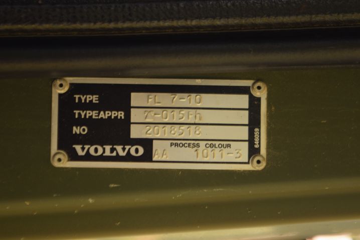 694403-48 Volvo FL7 4x2 truck (23640 miles) - 1982