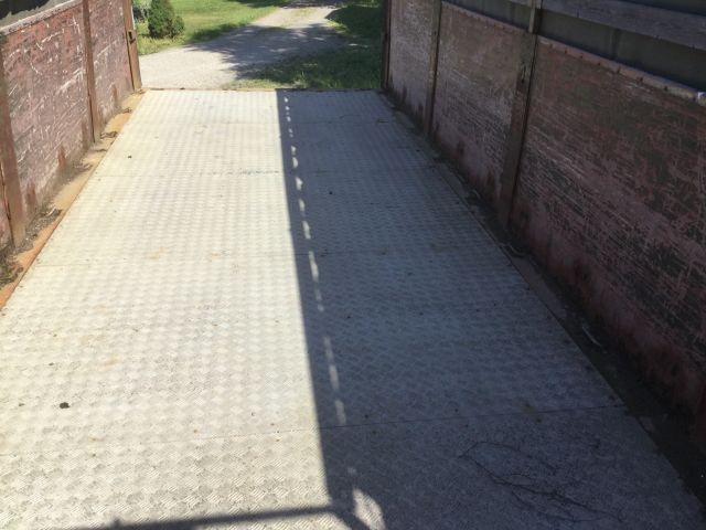 694403-51 Volvo FL7 4x2 truck (23640 miles) - 1982