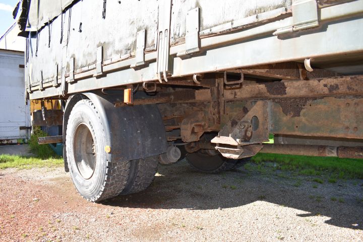 694403-36 Volvo FL7 4x2 truck (23640 miles) - 1982