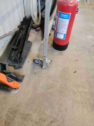 690895-3 Plateau ladder on wheels, height approx. 150cm