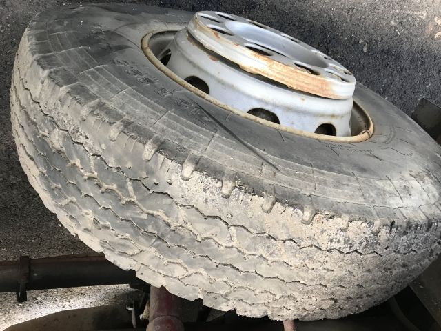 695019-12 Volvo N10 6x2 tippflak  1977 veteran