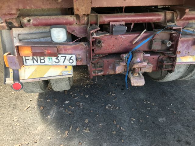 695019-15 Volvo N10 6x2 tippflak  1977 veteran