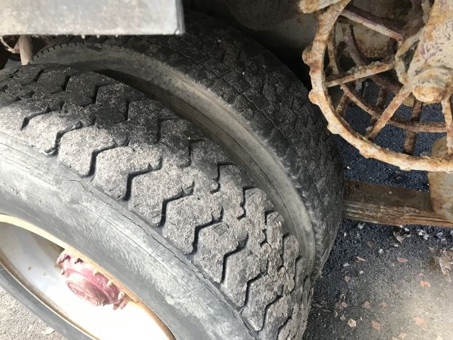 695019-17 Volvo N10 6x2 tippflak  1977 veteran