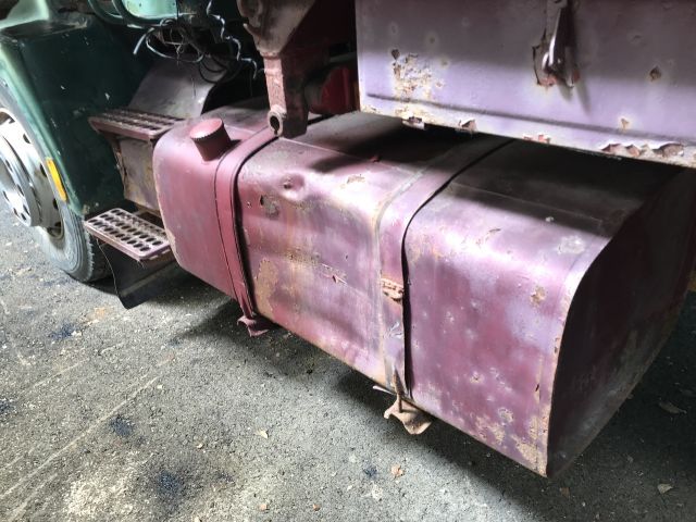 695019-23 Volvo N10 6x2 tippflak  1977 veteran