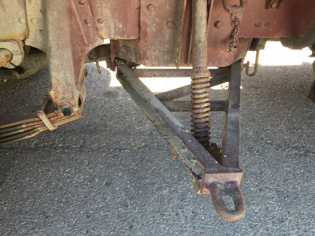 695019-26 Volvo N10 6x2 tippflak  1977 veteran