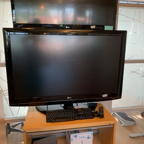 676280-1 TV LG 47 inch