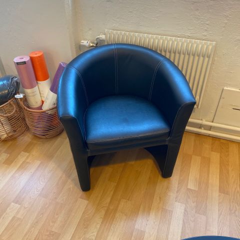 660445-2 Sitting area reception