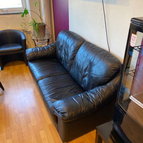 660445-10 Sitting area reception