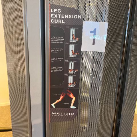 660497-4 Multi-gym from Matrix Fitness