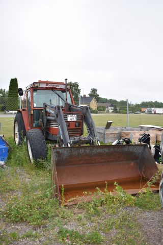 695658-1 Tractor from Fiatagri / Fiat 80 -90DT