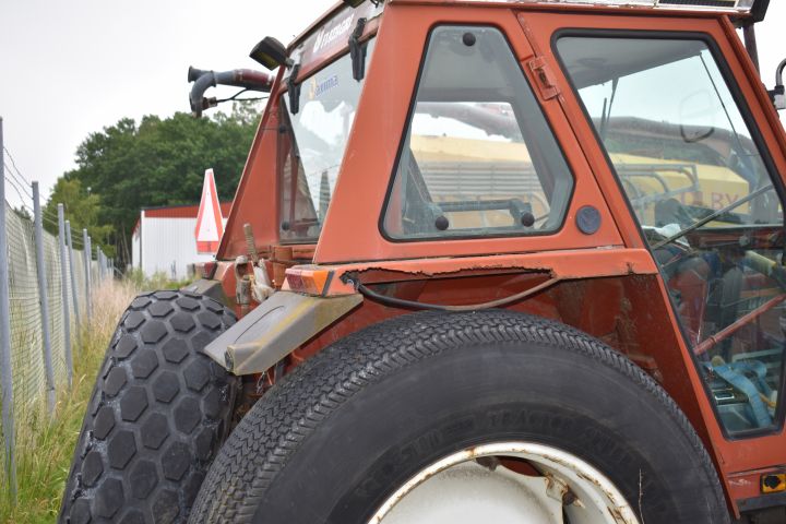 695658-7 Tractor from Fiatagri / Fiat 80 -90DT