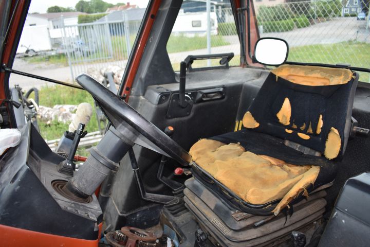 695658-27 Tractor from Fiatagri / Fiat 80 -90DT