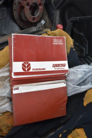 695658-53 Tractor from Fiatagri / Fiat 80 -90DT