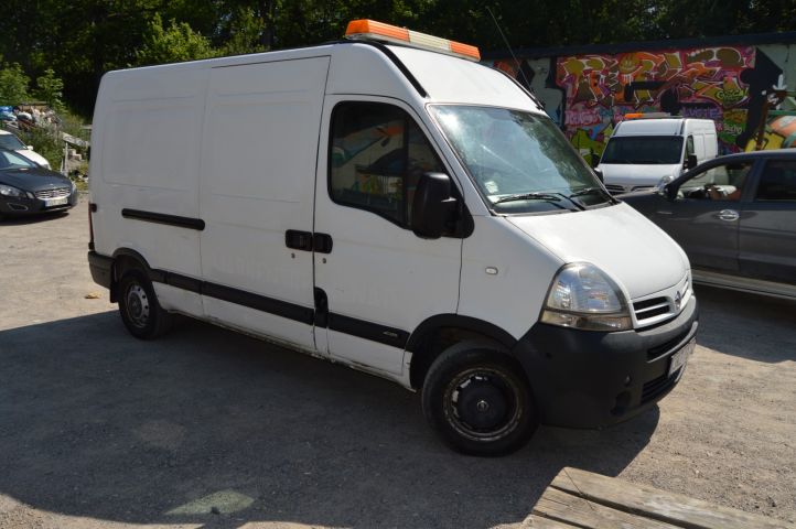 695716-3 Nissan Interstar 2.5D (120hp) -08 Regnr: JKZ370