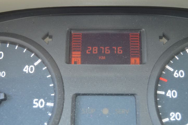 695716-9 Nissan Interstar 2.5D (120hp) -08 Regnr: JKZ370