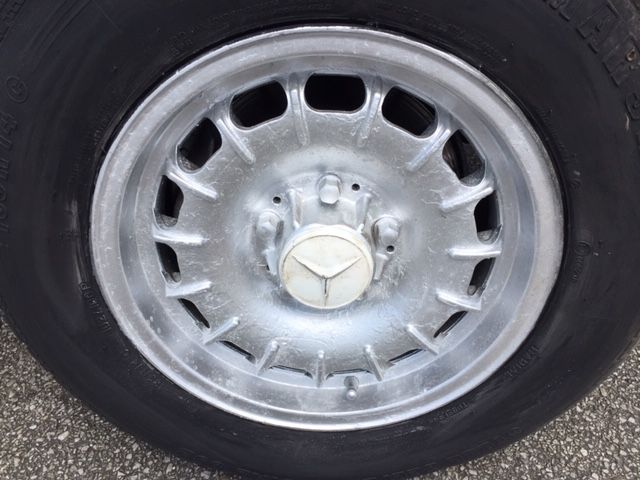 695836-8 Mercedes-Benz 280 SE 1974