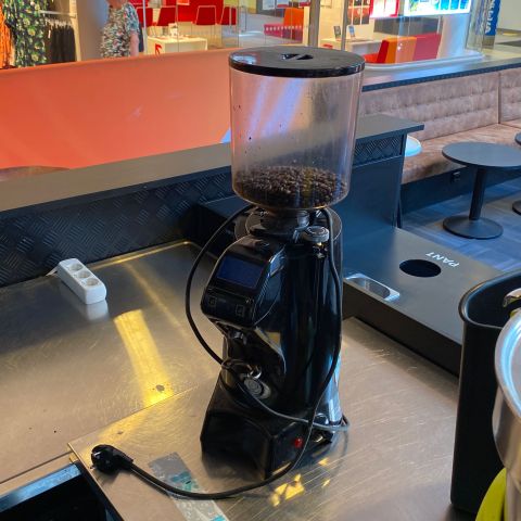 632069-1 Zenit on demand coffee grinder