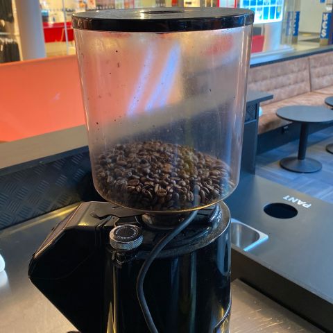 632069-4 Zenit on demand coffee grinder