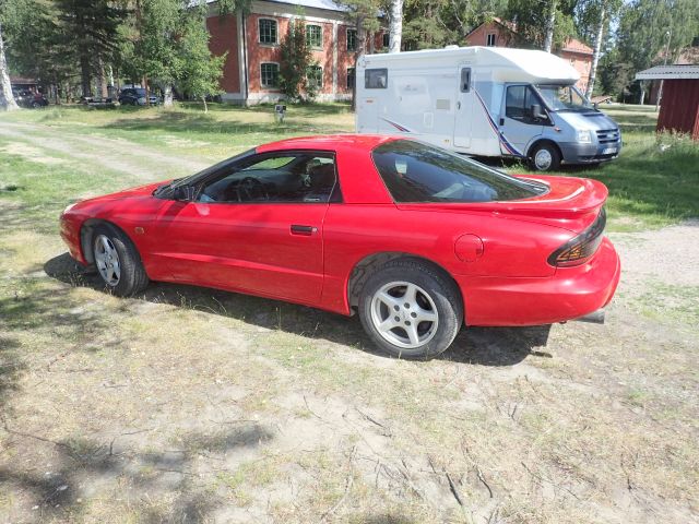 527684-4 Pontiac Firebird V6 1993 - TOB268