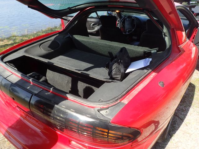 527684-7 Pontiac Firebird V6 1993 - TOB268