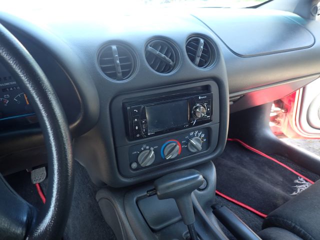 527684-26 Pontiac Firebird V6 1993 - TOB268