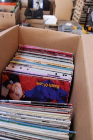 695254-13 LP and gramophone records