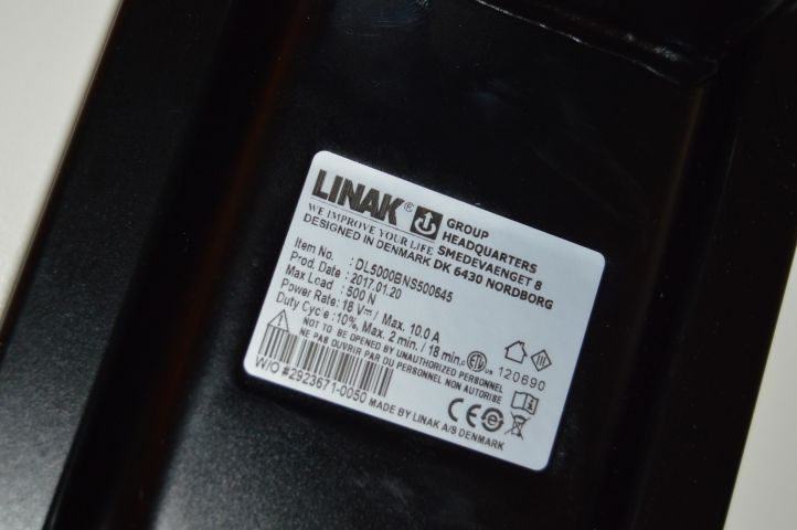 658626-3 1 pc High / lower desk with 1 high desk chair