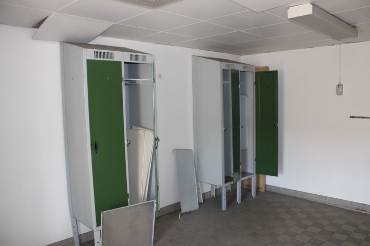 645857-2 Omklädningsrum Klädskåp Förvaringsskåp