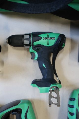 697022-6 Tool Set Hitachi 18V