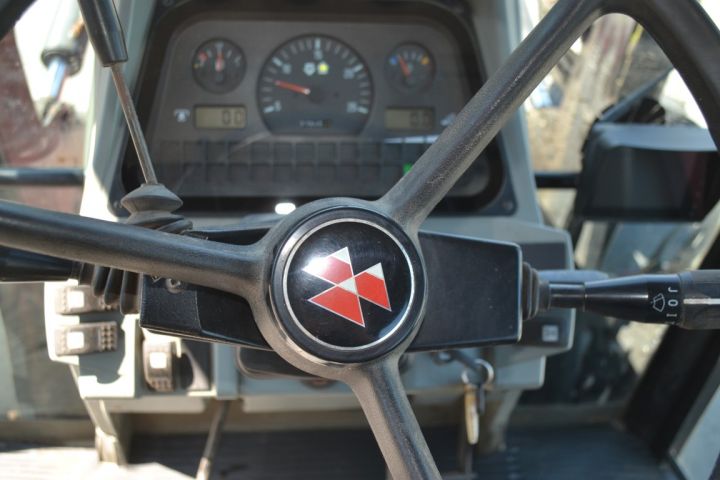 697230-24 Massey Ferguson 6140 with loader.