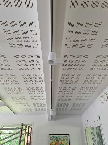 659619-1 Ceiling spotlights with live rail ERCO