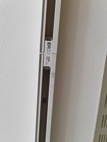 659619-6 Ceiling spotlights with live rail ERCO