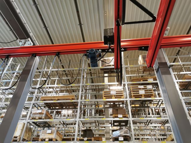 697506-9 Traverse crane / system with 3 pcs. machine-controlled Demag with various accessories -2018