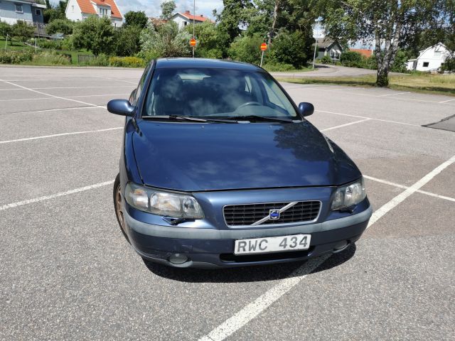 697714-3 Volvo S60 T5 (250hp) - 00 (RWC434)