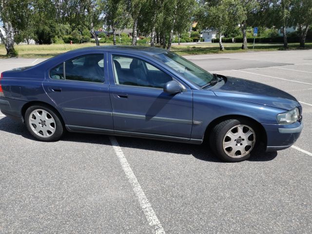 697714-5 Volvo S60 T5 (250hp) - 00 (RWC434)