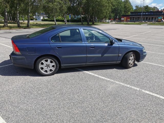 697714-6 Volvo S60 T5 (250hp) - 00 (RWC434)