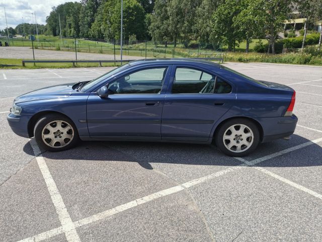 697714-10 Volvo S60 T5 (250hp) - 00 (RWC434)