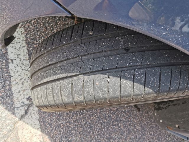 697714-12 Volvo S60 T5 (250hp) - 00 (RWC434)