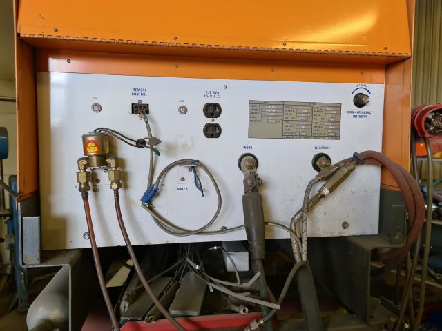 695150-12 Airco welding machine including Kemppi CV 60 cooling unit