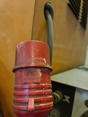 695150-17 Airco welding machine including Kemppi CV 60 cooling unit