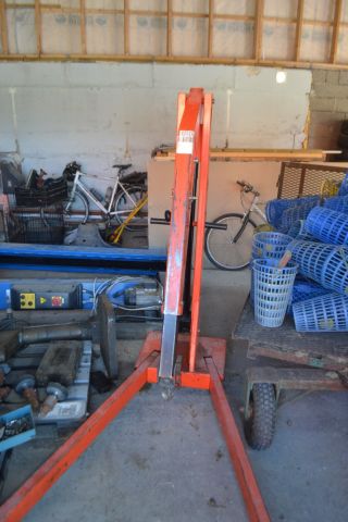 697241-2 Workshop Crane / Motorlyft