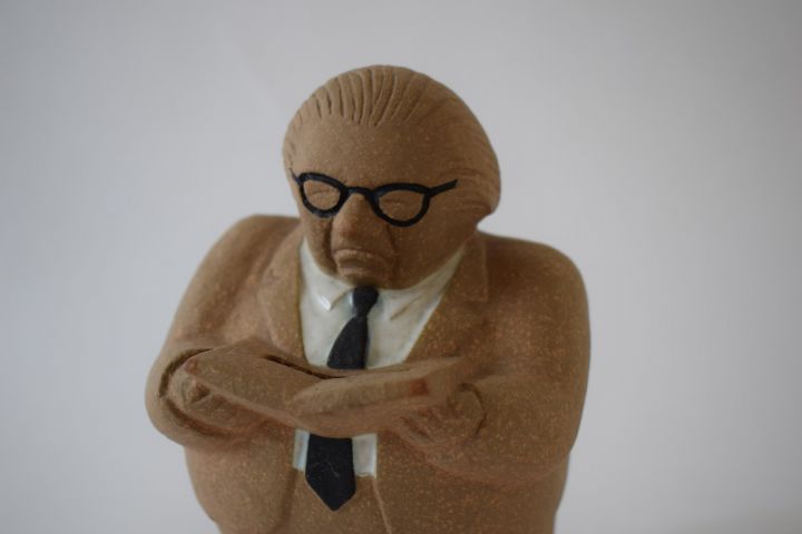 632893-2 Lisa Larssons "Gunnar Sträng Sparbössa"