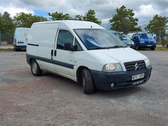 605878-3 Citroën Jumpy 2.0HDi Manual (WPY 395) 19219mil -2005