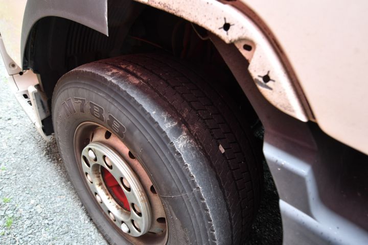 697752-11 Volvo 500 truck