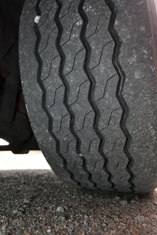 697752-14 Volvo 500 truck