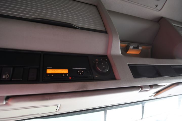 697752-22 Volvo 500 truck