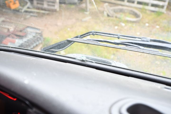 697752-27 Volvo 500 truck