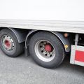 697752-37 Volvo 500 truck
