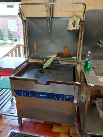 637225-1 Tippbart stekbord Joni Foodline